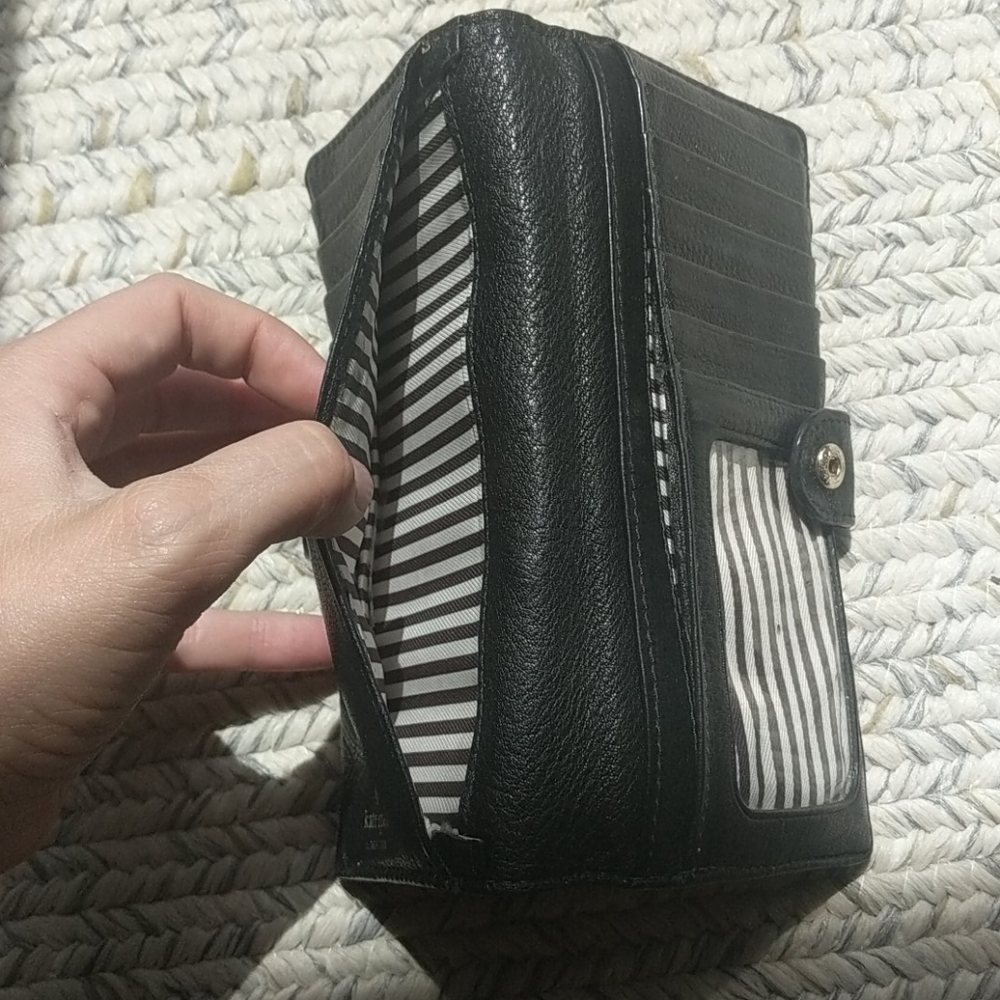Kate Spade Wallet - Picture 3 of 6